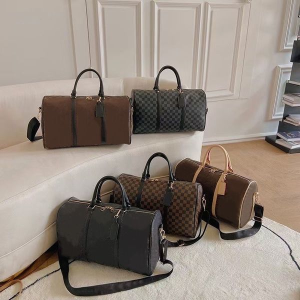 

women duffel bags sports outdoor packs handbags crossbody shoulder bagss zipper print letter pu leather luggage mens handle tote gentleman l
