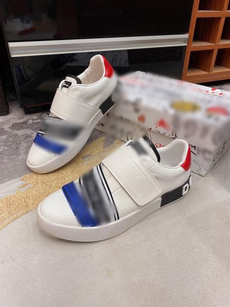 

2021 men designer sports shoes graffiti printed fashion luxury leather mens casual shoe sneakers trainers streetwear, Black