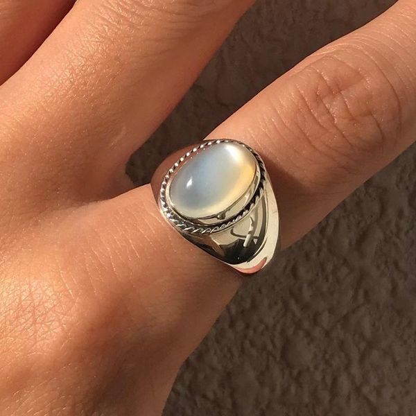 

cluster rings silvology 925 sterling silver oval white agate retro originality design fashionable for women minimalist jewelry, Golden;silver