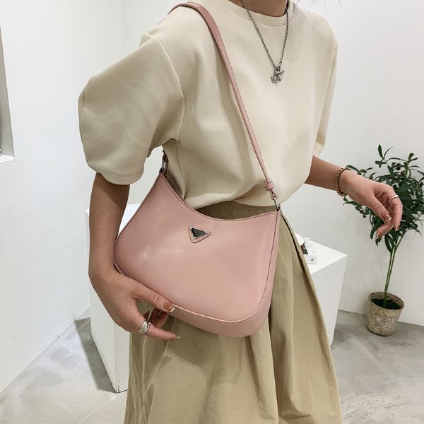 

summer new texture fashion niche design middle ancient single shoulder armpit french portable hoho bag
