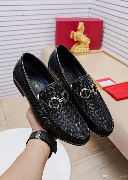 

mens white designer dress shoes man wedding shoe men 2020 shoes leather formal suit shoes zapatos oxford hombre chaussure homme mariage, Black