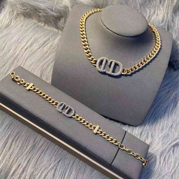 

special offer 75% off outlet online family letter 2021 new red with heavy industry necklace bracelet for women, Silver