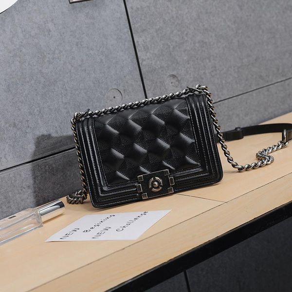

new diamond sheep leather designer shoulder bag fashion lock lattice handbags luxury crossbody chain open bag efoed
