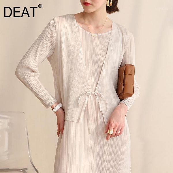 

women's jackets women's pleated woman full sleeve cardigan loose solid simple wild lacing causal style 2022 autumn fashion coat ht, Black;brown