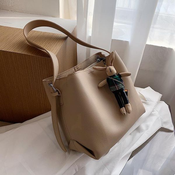 

evening bags ladies bag daily large-capacity portable shoulder soft surface pu handbag casual shopping bucket