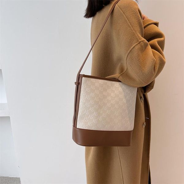 

evening bags 2022 casual women shoulder vintage lady solid color bucket black brown crossbody female large capacity handbag