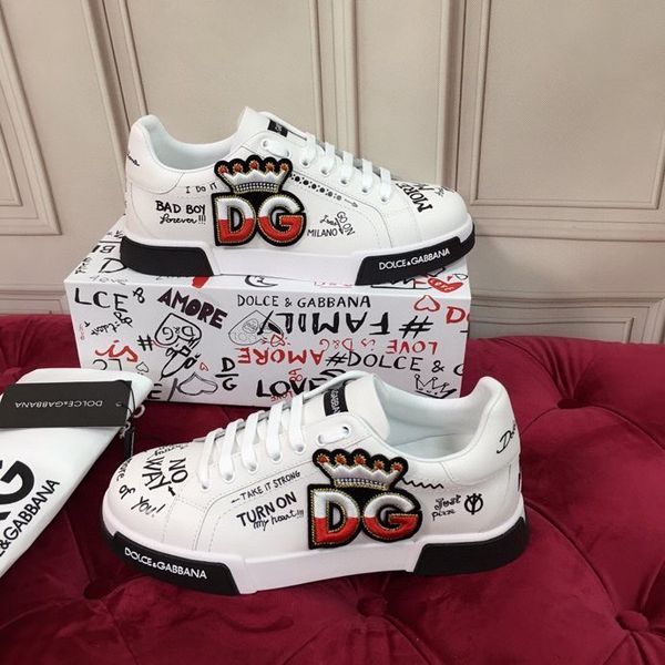 

2021 designer luxury sneaker men women reflective casual shoes genuine leather sneakers party velvet calfskin mixed fiber shoe size35-45, Black;red