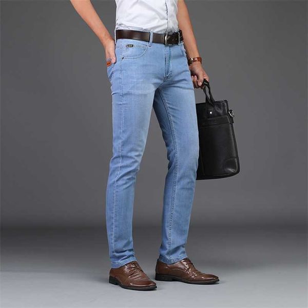 Verão Negócios Calças de Jeans Estilo Utr fino luz moda masculino casual denim slim atacado 211008