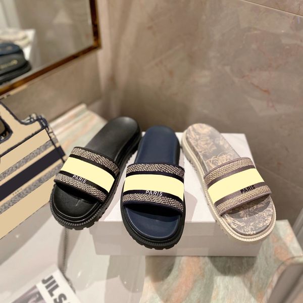 

designer woman slippers sandals slides fashion beach thick bottom slipper classic platform alphabet lady sandal leather slide large 888b zmm, Black