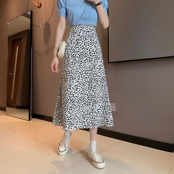 

skirts retro temperament leopard print skirt female summer 2021 korean version loose and thin high waist mid-length a-line, Black