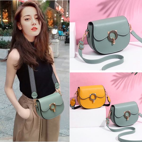 

round bag 2021 new fashion trend one shoulder women's bag versatile women's chain messenger bag c0301