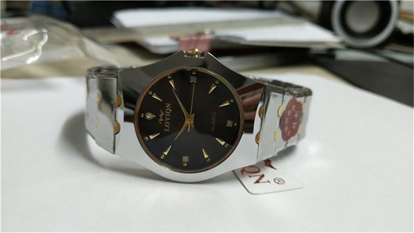 

fashion style lyq men's watch luxury quartz watch for men black face ly01, Slivery;brown