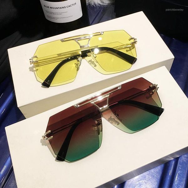 

sunglasses 2021 brand designer women or men oversized female fashion sun glasses for eyewear uv400, White;black