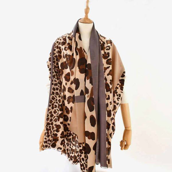 Sciarpa di lana da donna con stampa leopardata autunno inverno sciarpe lunghe sottili caldo scialle bandana regalo moda chic per signora ragazza