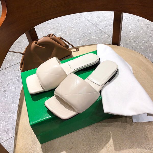 

designer woman sandals slippers fashion beach slipper classic platform alphabet lady sandal leather flat slides with original box size 35-41, Black