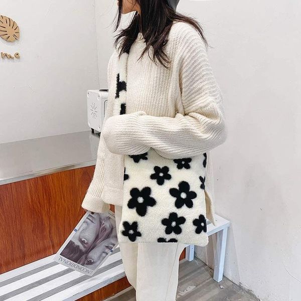 

shoulder bags luxury designer bag plush crossbody handbag women messenger