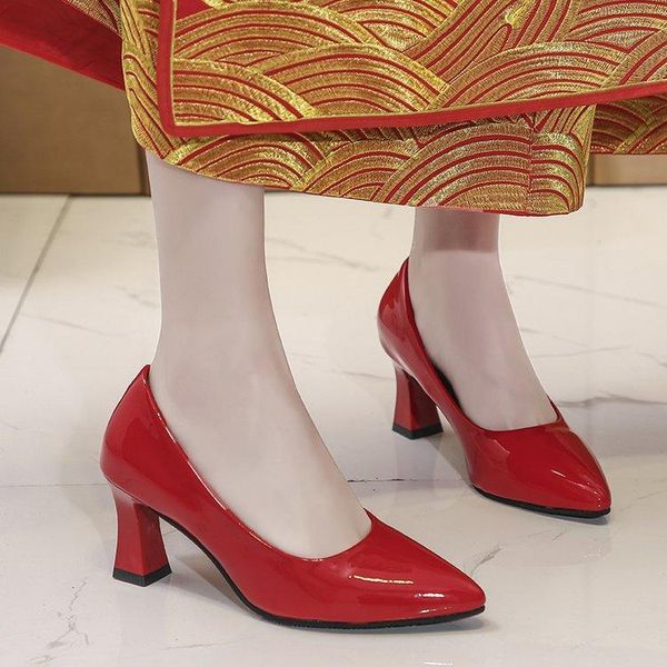 

dress shoes spring 2021 women's shallow mouth single fashion high heels 35-44 large size wedding wholesale, Black