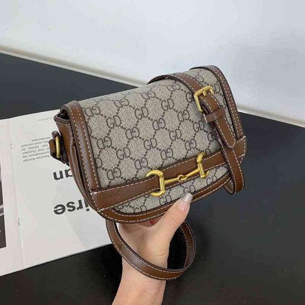 

2021 new g women's saddle bag single shoulder cross arm mobile phonezly