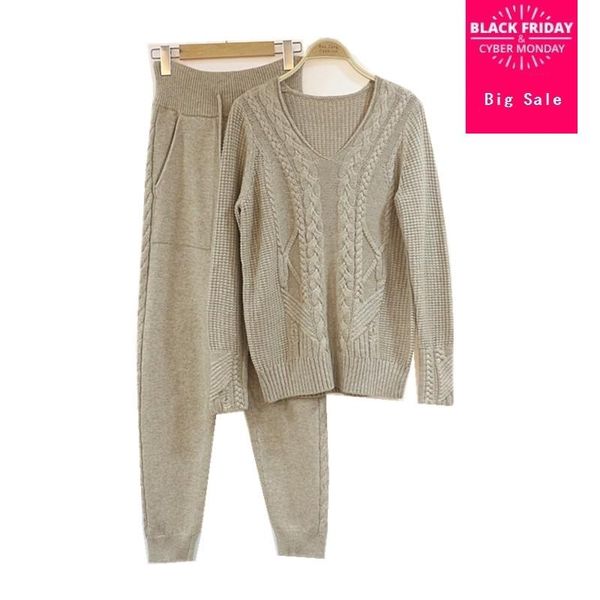 

women's two piece pants twist 2021 winter woolen and cashmere knitted warm suit v neck velvet sweater + mink trousers leisure two-piece, White