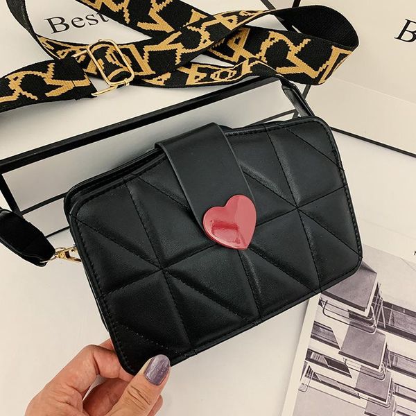 

shoulder bags women's bag peach heart lock sewing thread triangle pattern fashion messenger for women 2021