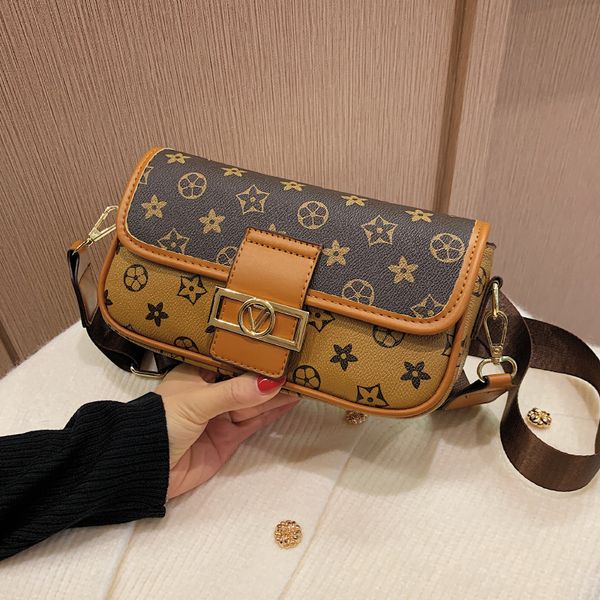 

factory direct sale 75% off small women's 2021 autumn and winter new broadband single shoulder messenger printed small square straight