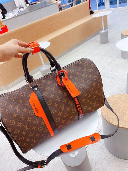 

the designers 2021 soft leather women handbag logo capacity tote bags fashion makeup luxurys brang bag -l0548, Red;black