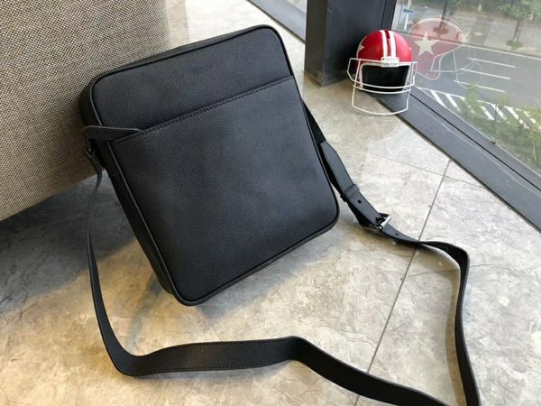 

2021 new fashions mens designer luxury shoulder bags black handbags elling bags men crossbody bag hobo purses satchels bag, Blue;pink