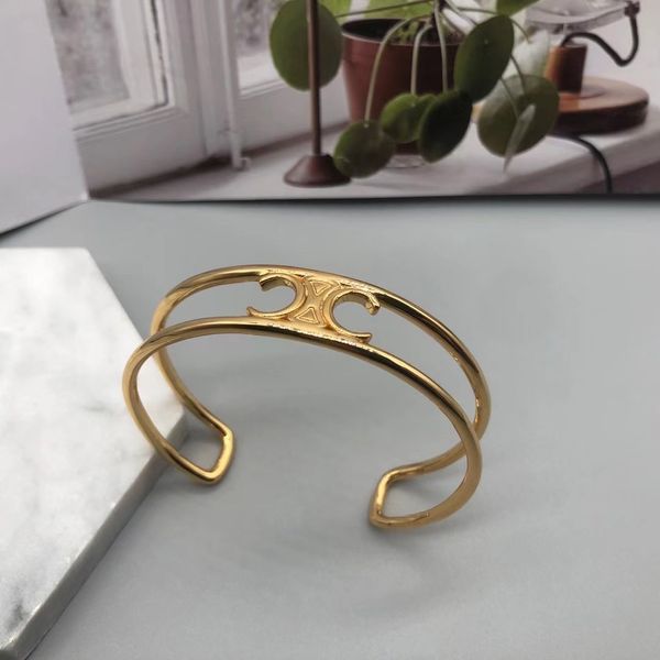 

saijia 21 new arc brass hand decoration super immortal cold wind simple classic fashion bracelet, Black