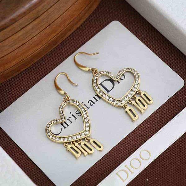 

luxury earrings fashion designer jewelry d family letter love for women 2021 dijiawang red heart, Golden