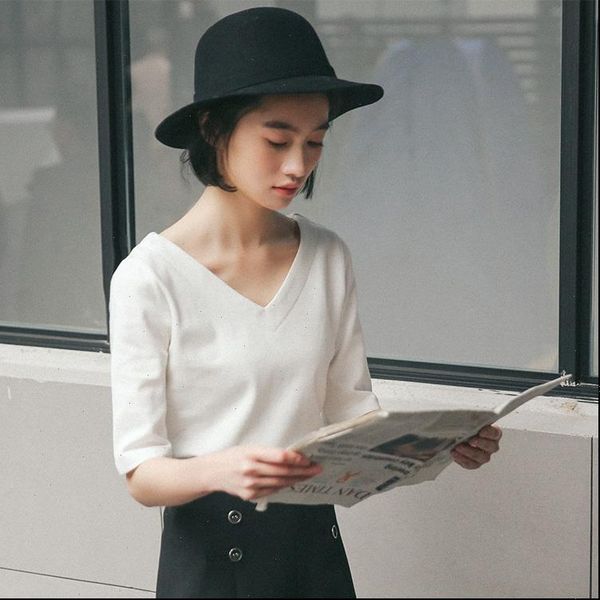 

make a large number of spot cotton v neck cultivate ones morality show thin render t shirts students with white shirt