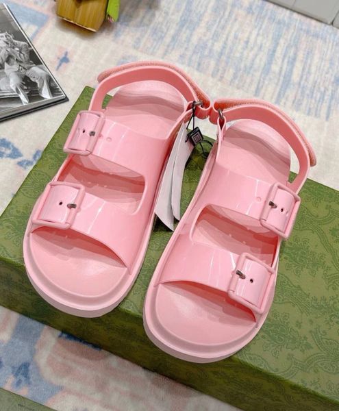 2021 ultime infradito sandali di gomma moda donna doppie cinghie diapositive signore appartamenti estivi pantofole da spiaggia scarpe casual 35-40 con confezione regalo