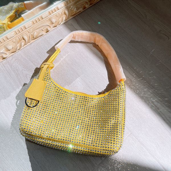 

luxury designer 2021 lady fashion handbag tote bags floral hardware hasp axillary package clutch bag letter wallets retro totes shoulder han