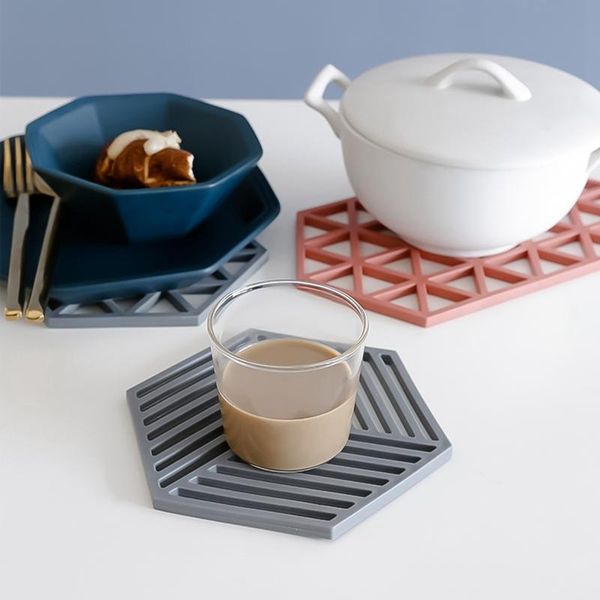 

mats & pads high temperature resistant pvc hollow tea non-slip placemat insulation pad anti-scalding bowl mat