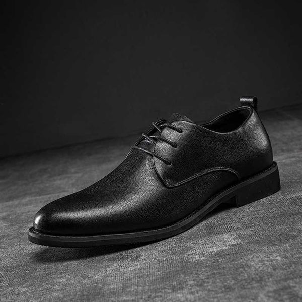

2021 leather shoes men's korean business ess black lace up soft