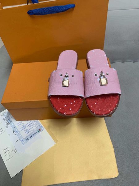 

2021 style ladies fashion slippers, casual all-match style, ladies sandals and slippers wholesale ing, Black