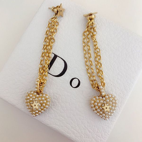 

dijia earrings / d's classic cd letter star women's net red and versatile mini full diamond, Golden