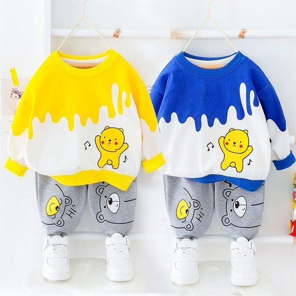 

0-4 years old boy clothes spring and autumn children's boys cotton long-sleeved cartoon music bear baby two-piece suit 210309, White