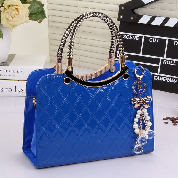 

handbag women luxurys designers bags 2021 crossbody bag plain geometric diamond lattice beads fl purse zhouzhoubao123