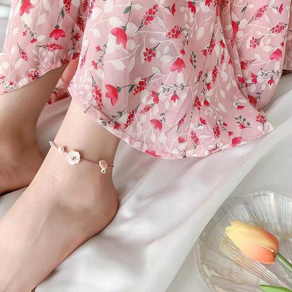 

anklets gentle temperament natural pearl shell flower bell trick peach foot chain female student simple girlfriend mori tie, Red;blue