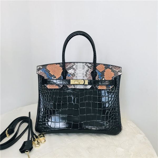 

2021 new bag crocodile pattern spell snake pattern cowhide high sense hand shoulder messenger bag fashion style