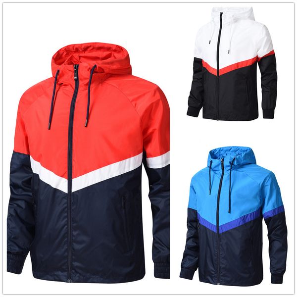 Giacche da uomo 2021 Modello foglia Tre strisce Primavera Sport traspirante Abbigliamento sottile UNISEX Giacca Donna Giacca a vento Cerniera Sportwear Runing