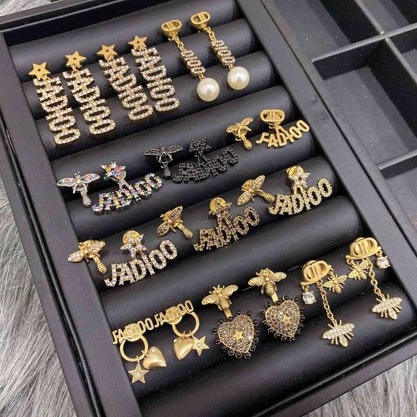 

d family new bee earrings female dijia net red letter love pearl five pointed star, Golden