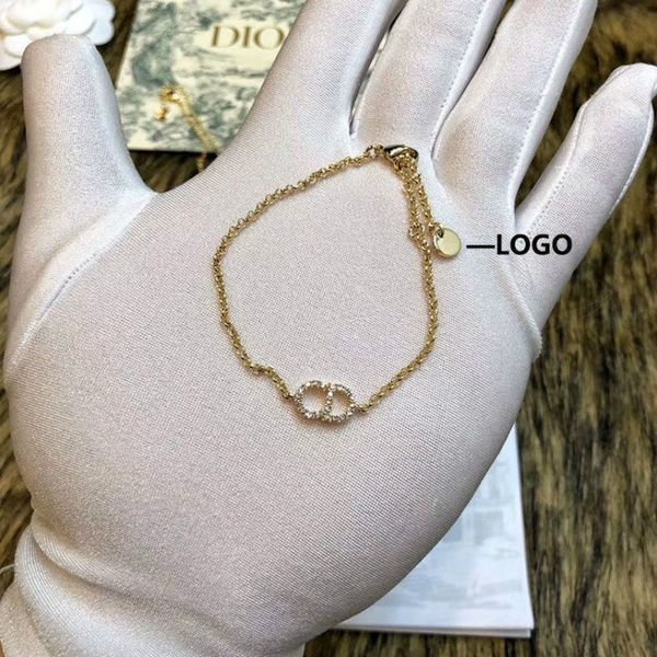 

special offer 2021 luxury designer jewelry / classic letter full luxury net red same bracelet female minority design temperament hand jewelr, White