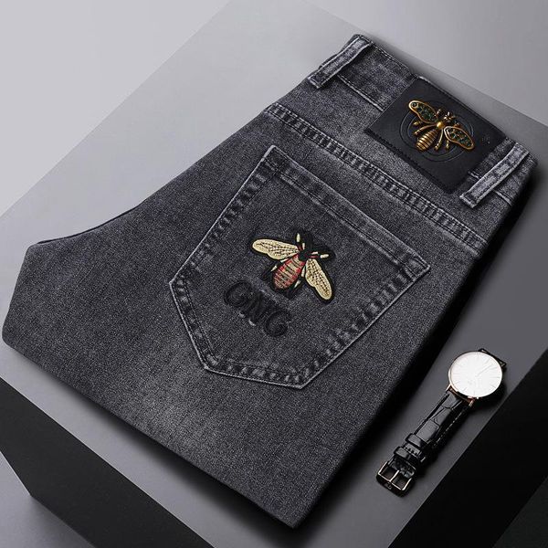 Fashion Spring Mens Slim Jeans elastici Pantaloni in denim da lavoro con ricamo ape Stile classico