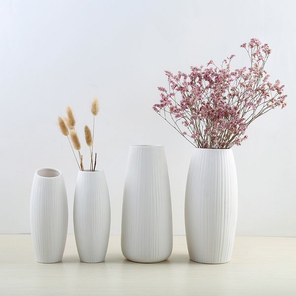 Vaso Decor Europeo Semplice Vaso in ceramica bianca Nordic Home Flower Disposizione Vasi moderni Creative House Soggiorno Decorazioni 210310