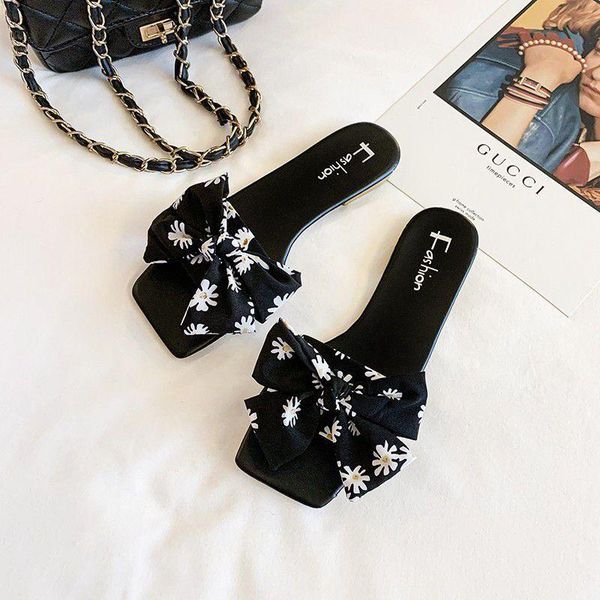 

2021 summer new style foreign trade plus size casual soft-soled sandals and slippers with bows and cute outer wear flat-bottomed, Black