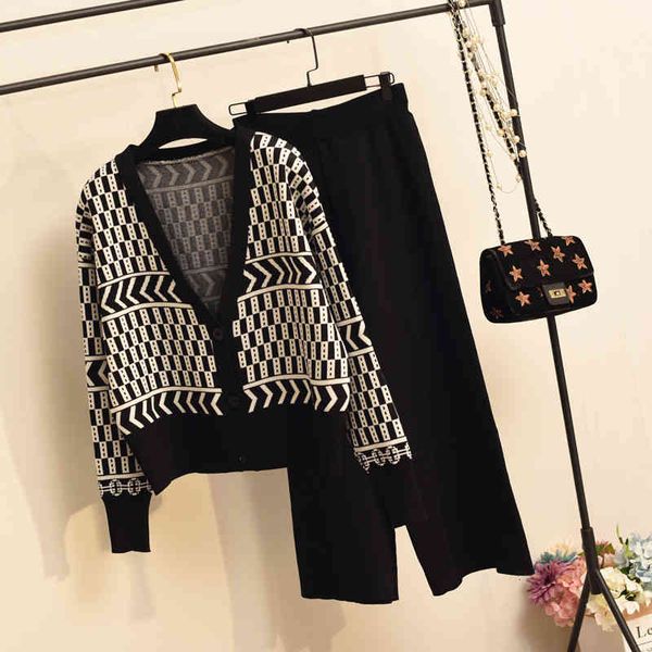

women's two piece pants female set of two pieces, short coat and long knitted trousers with geometric patchwork, spring autumn fashion,, White