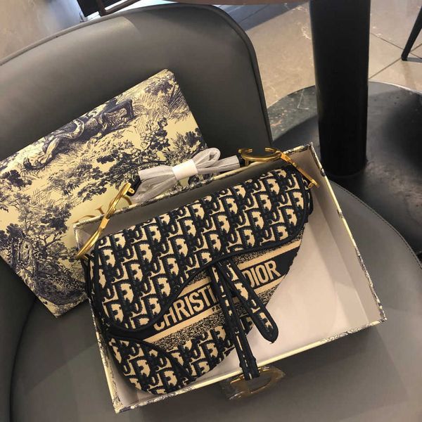 

d diogenes casual and fashionable women's shoulder bag saddle bag messenger bag women luxurys designers ysj