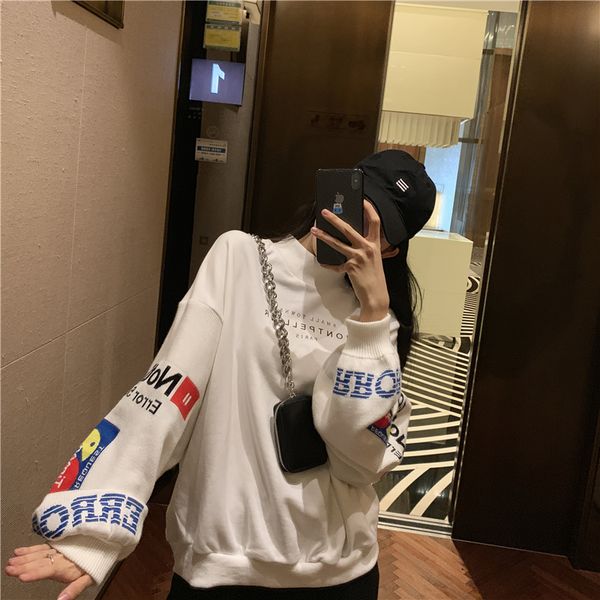 

2021 new autumn loose casual style small high neck wool pattern sleeves stitching all-match sweatshirt myy2, Black