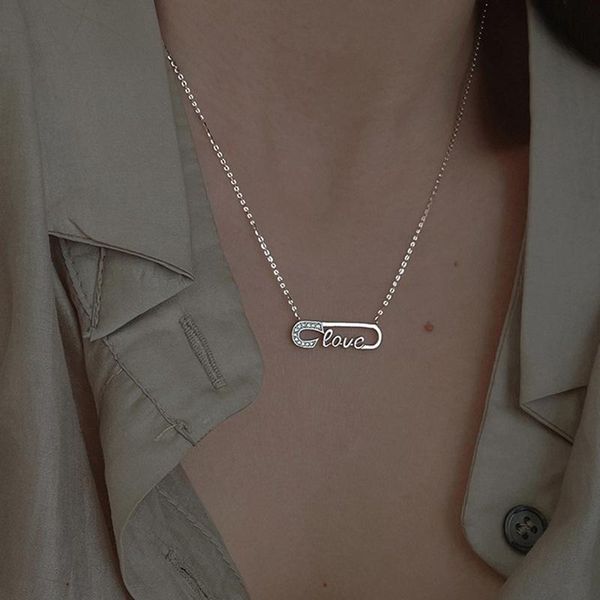 

pendant necklaces conveyor belt shape for women simple crystal necklace pin jewelry, Silver